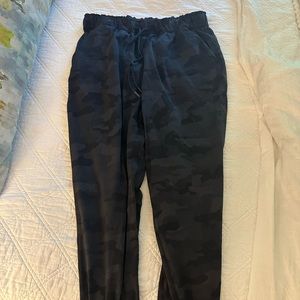 Lululemon joggers